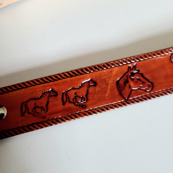 Handmaid McNeill leather belt Western design with horses and metal details. - Picture 7 of 10
